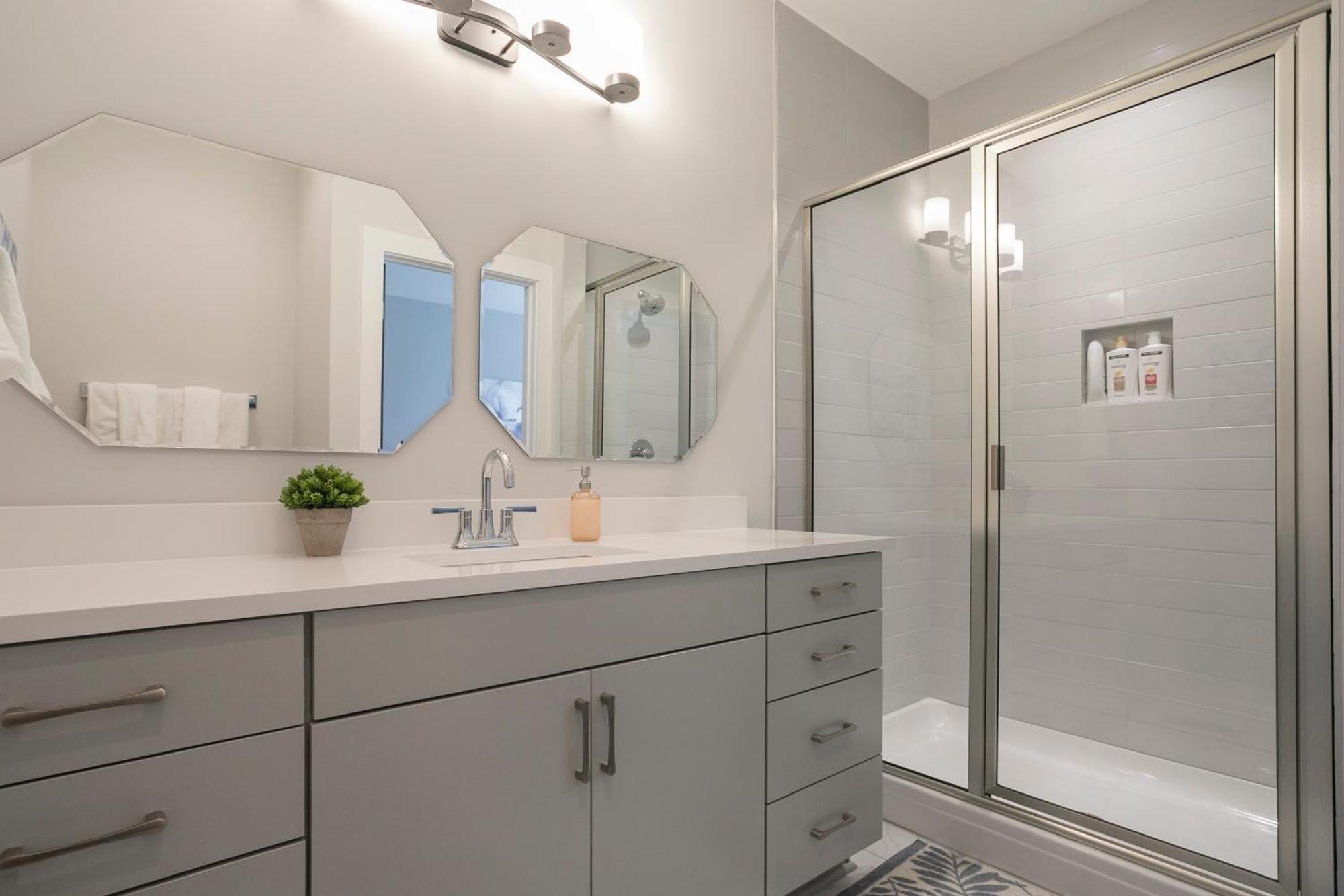 Luxury Townhome Skyline Views Mins To Dt 纳什维尔 外观 照片