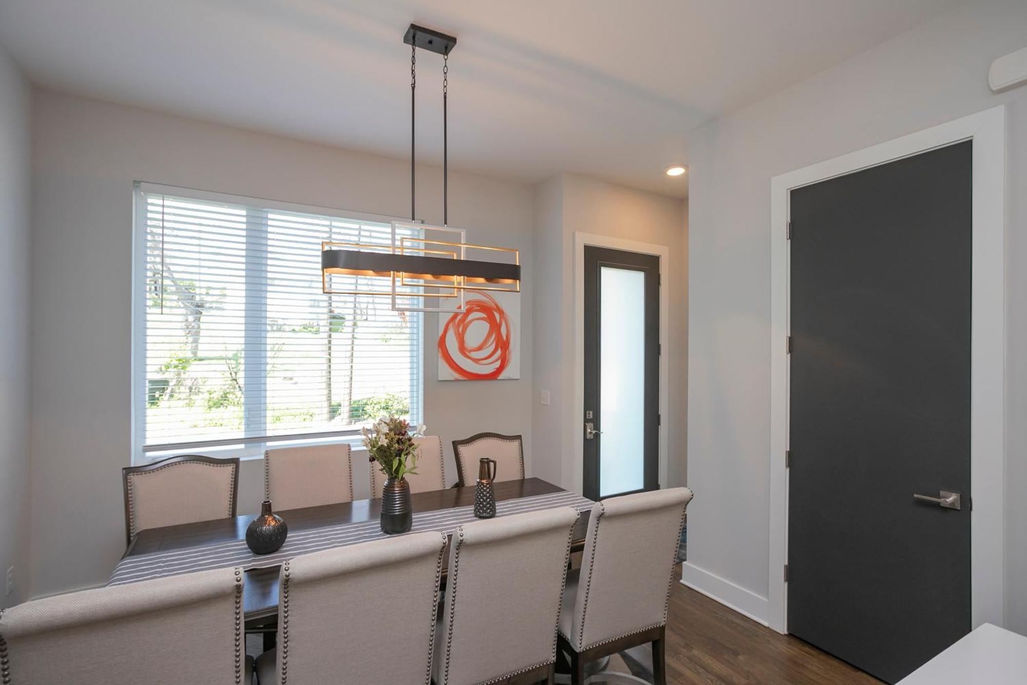 Luxury Townhome Skyline Views Mins To Dt 纳什维尔 外观 照片