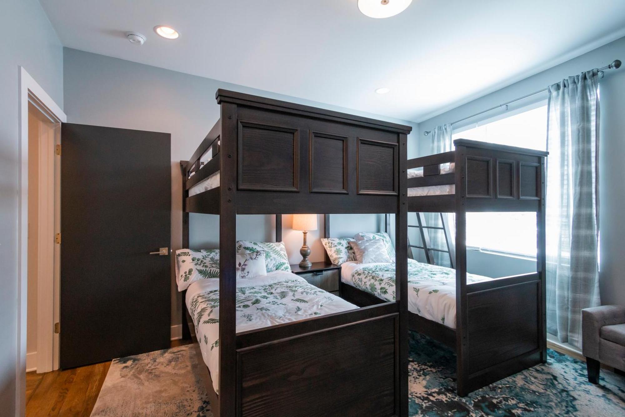 Luxury Townhome Skyline Views Mins To Dt 纳什维尔 外观 照片